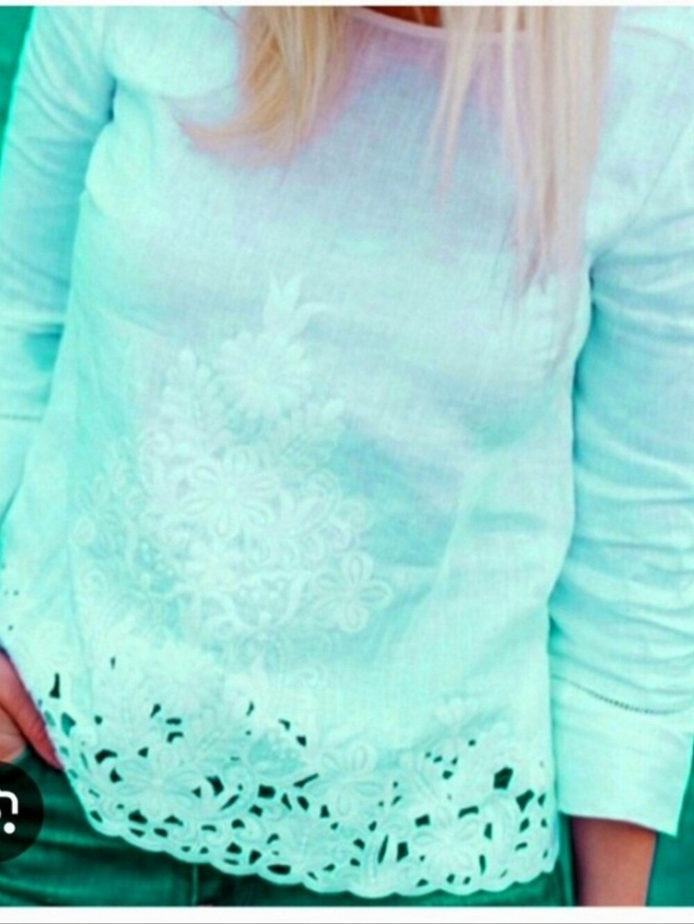 Beautiful  J.CREW Light Mint Embroidered Women's Blouse